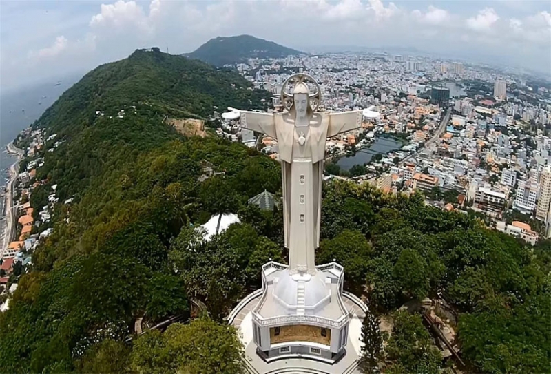 Vung Tau - Ho May Resort 2 Days 1 Night Tour