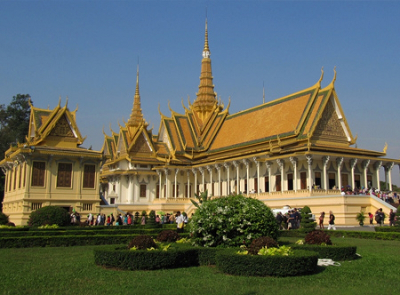 South Vietnam &amp; Angkor Temples Tour – 7 Days